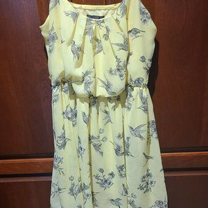 A. Byer Yellow special occasion dress with birds and flower design, size S